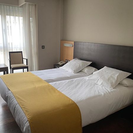 Hotel Rios San Adrián Esterno foto