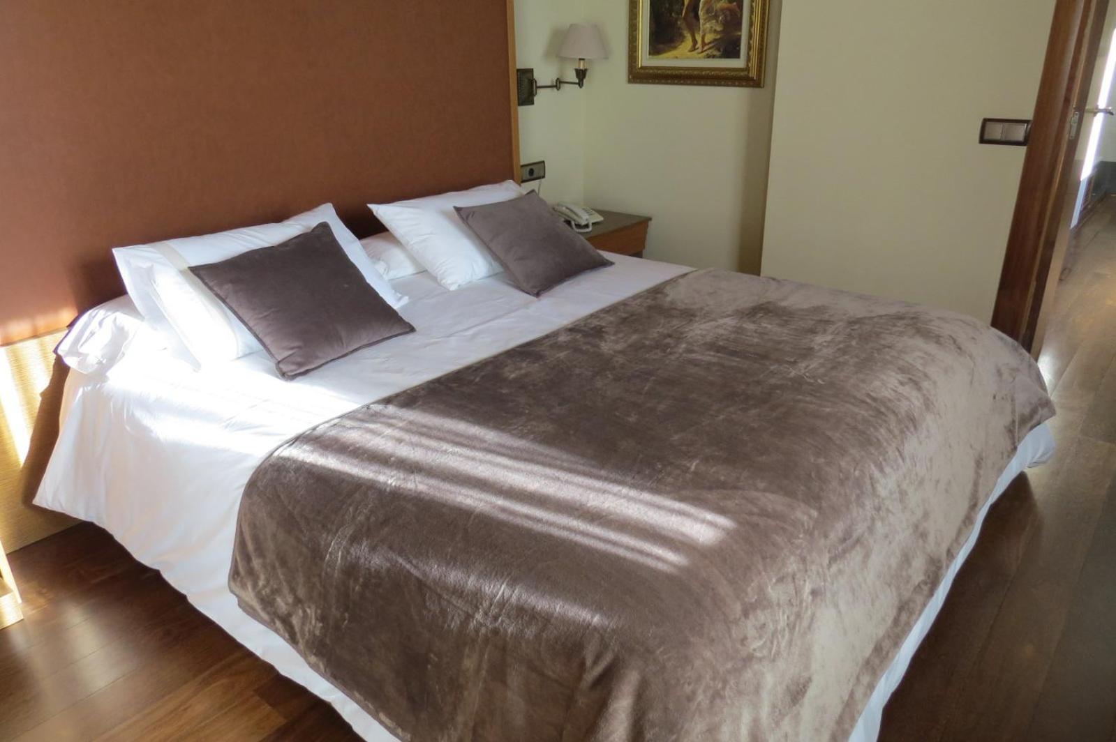 Hotel Rios San Adrián Esterno foto